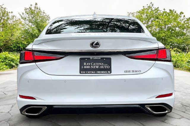 Used 2023 Lexus ES 350 F Sport w/ Accessory Package (Z2) FWD image 6