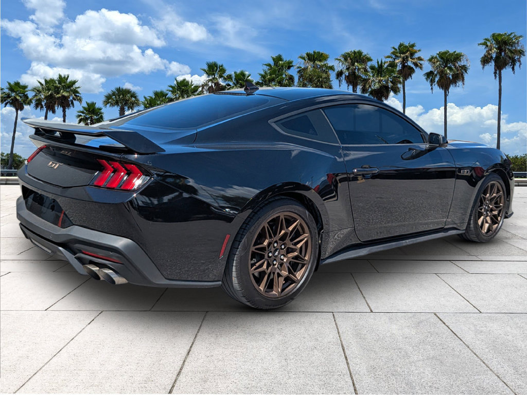 Used 2025 Ford Mustang GT Premium w/ GT Performance Package RWD image 8
