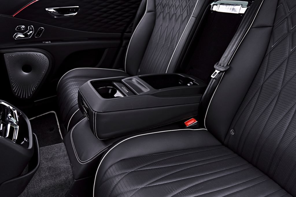 Used 2022 Bentley Flying Spur V8 AWD/4WD image 62