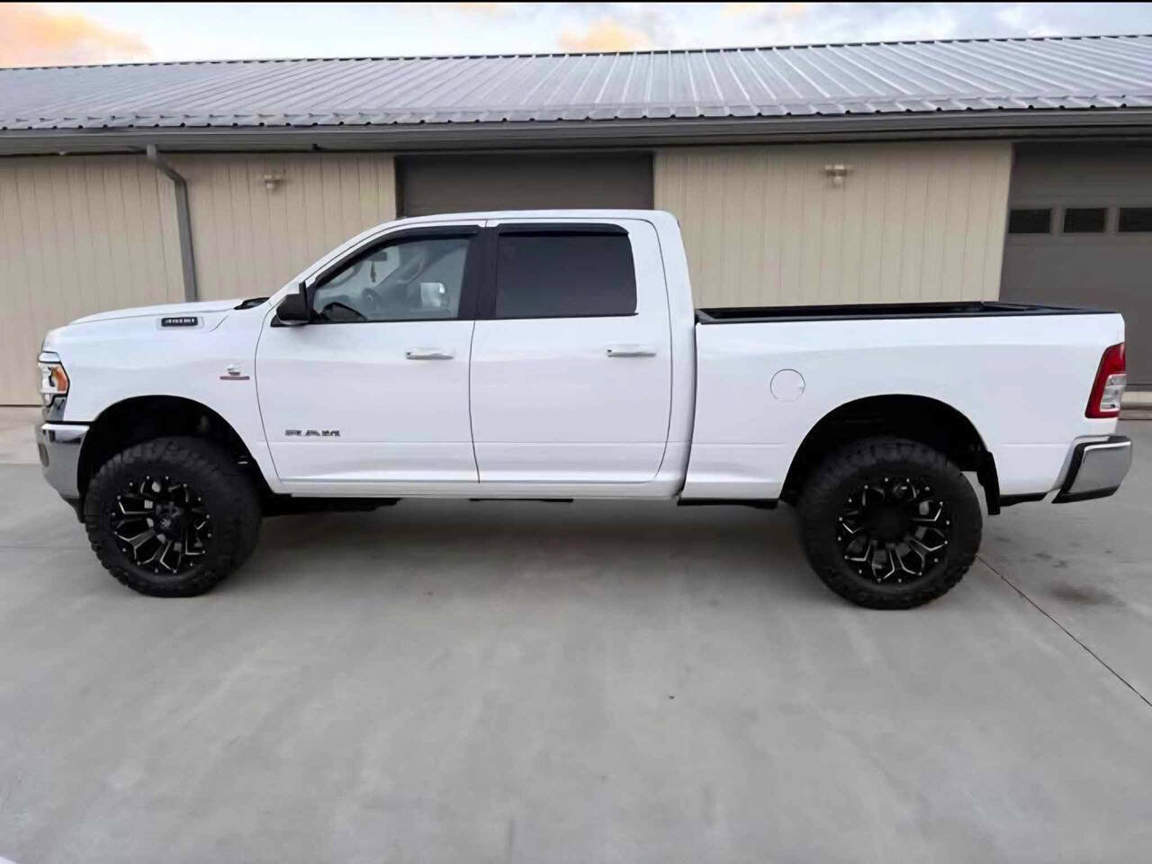 Used 2019 RAM 3500 Big Horn AWD/4WD image 7