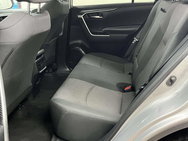 Used 2024 Toyota RAV4 XLE AWD/4WD image 15
