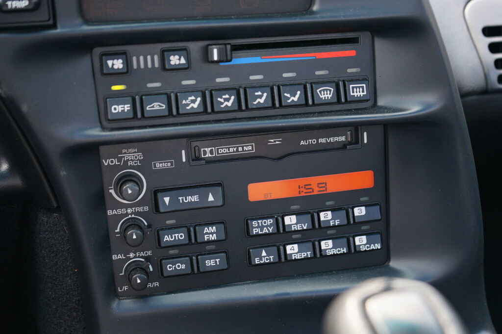 Used 1995 Chevrolet Corvette Coupe image 16