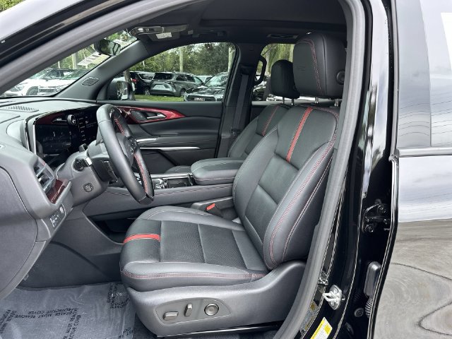 Used 2026 Chevrolet Traverse RS w/ LPO, Floor Liner Package FWD image 30