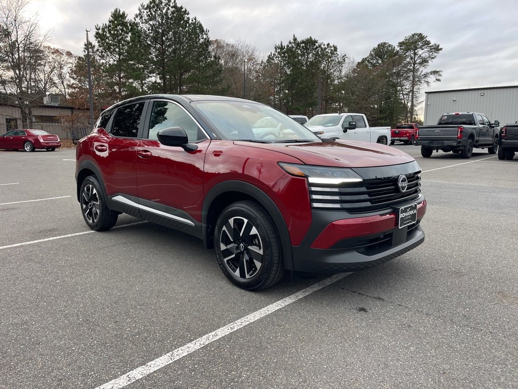 Used 2025 Nissan Kicks SV image 4