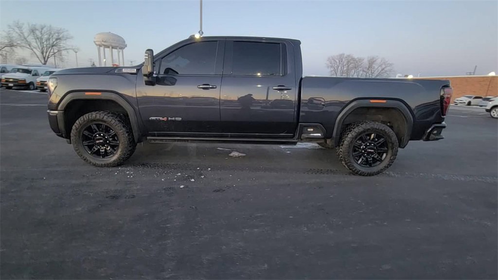 Used 2024 GMC Sierra 3500 AT4 w/ AT4 Premium Plus Package image 4
