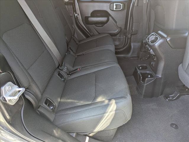 Used 2020 Jeep Gladiator Sport AWD/4WD image 19