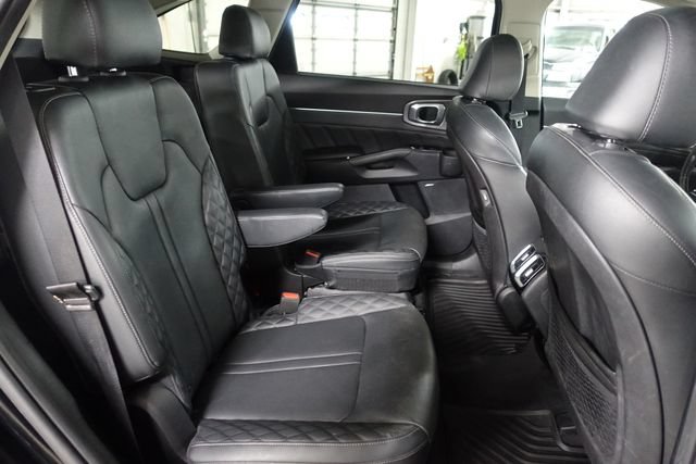 Used 2022 Kia Sorento SX FWD image 27