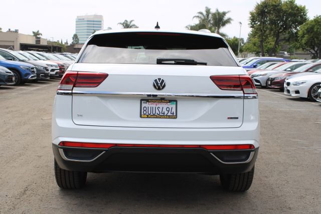 Used 2021 Volkswagen Atlas Cross Sport SE w/ Panoramic Sunroof Package AWD/4WD image 4