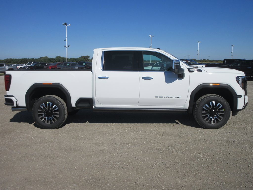 New 2026 GMC Sierra 2500 Denali Ultimate image 3