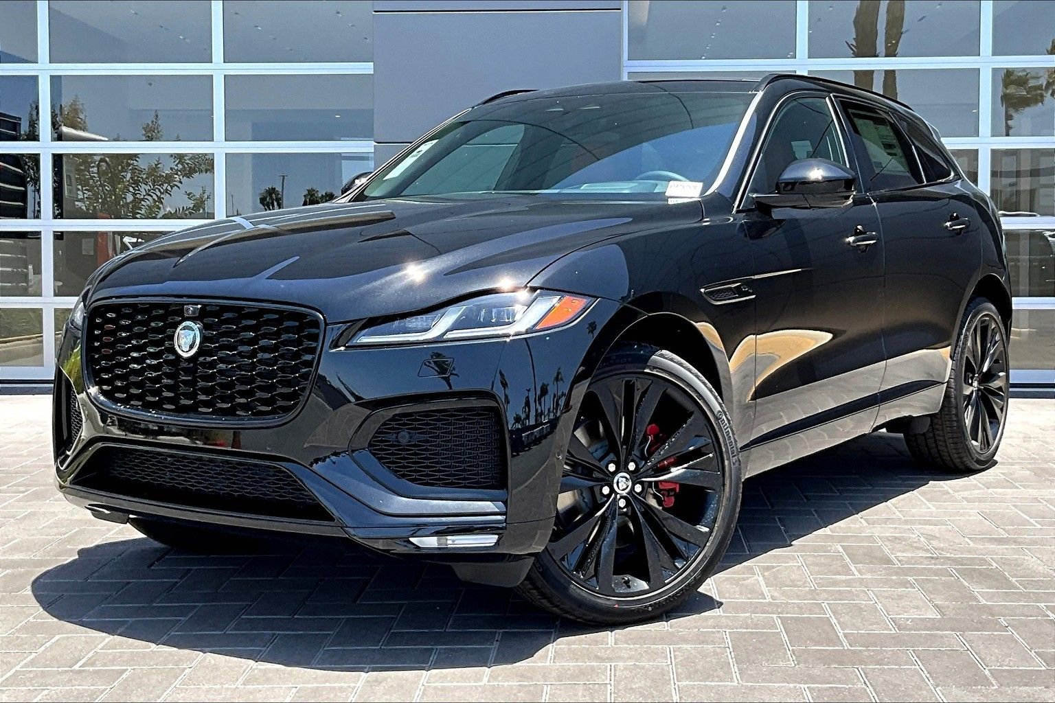 New 2026 Jaguar F-PACE R-Dynamic S image 1