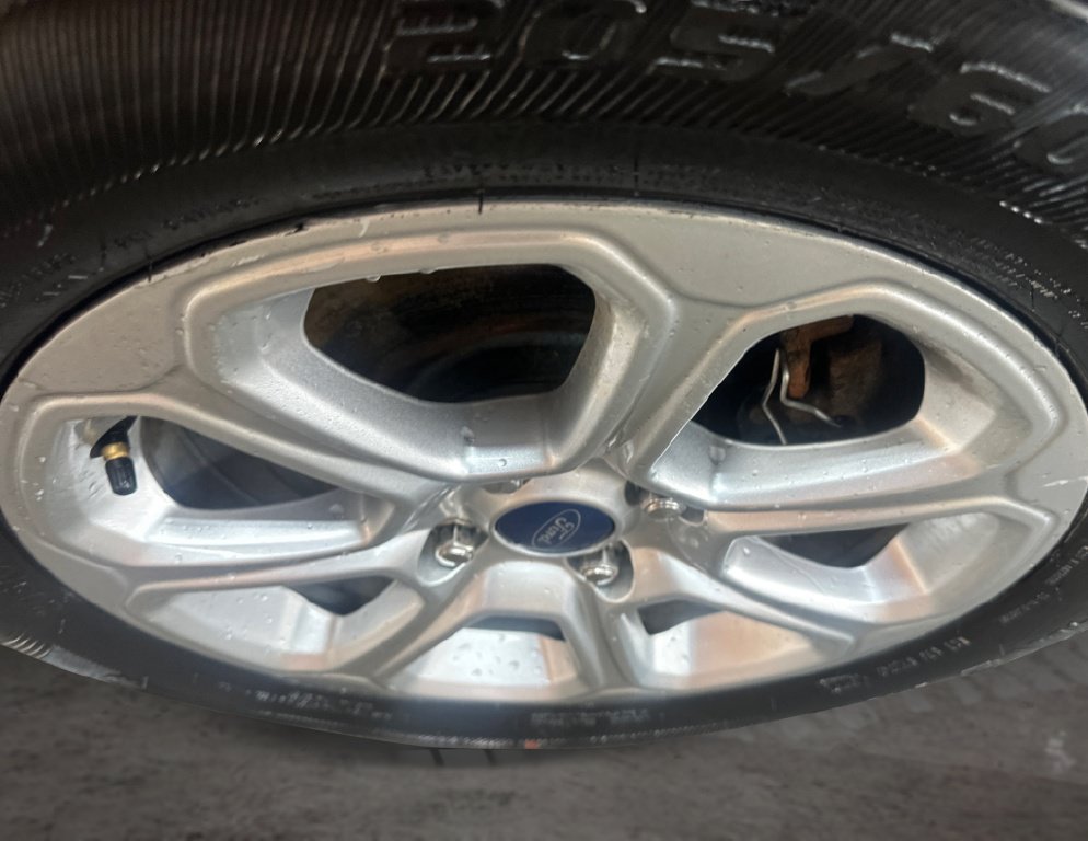 Used 2019 Ford EcoSport SE AWD/4WD image 17