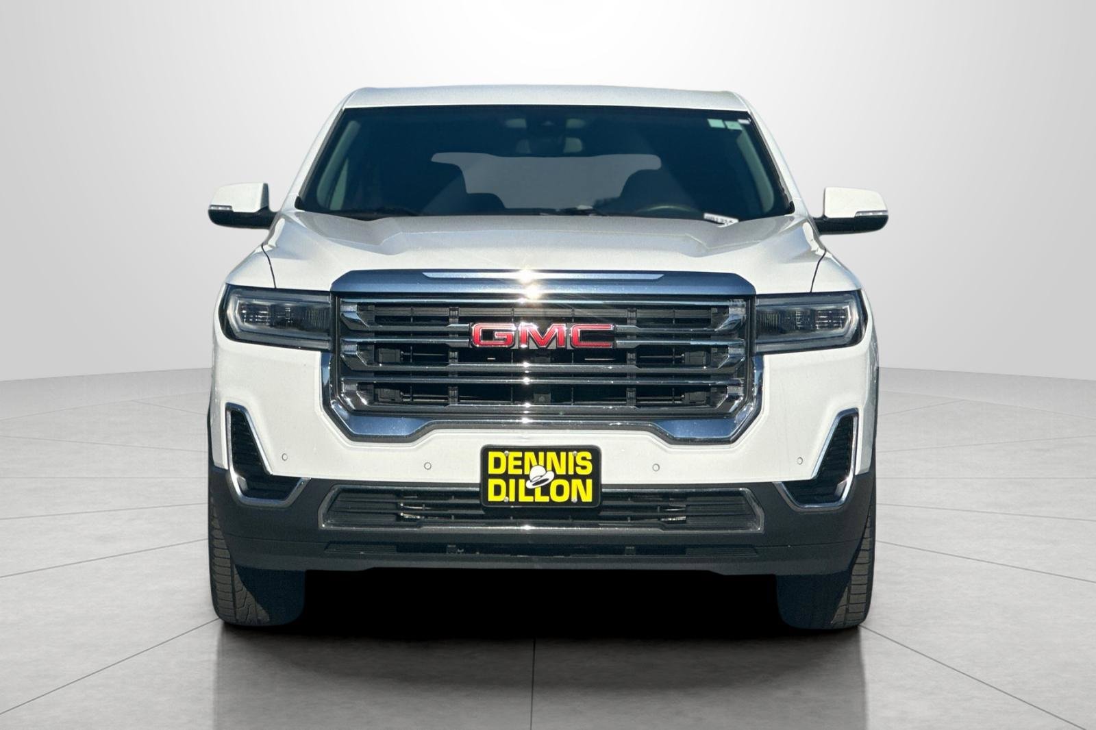 Used 2023 GMC Acadia SLE image 9