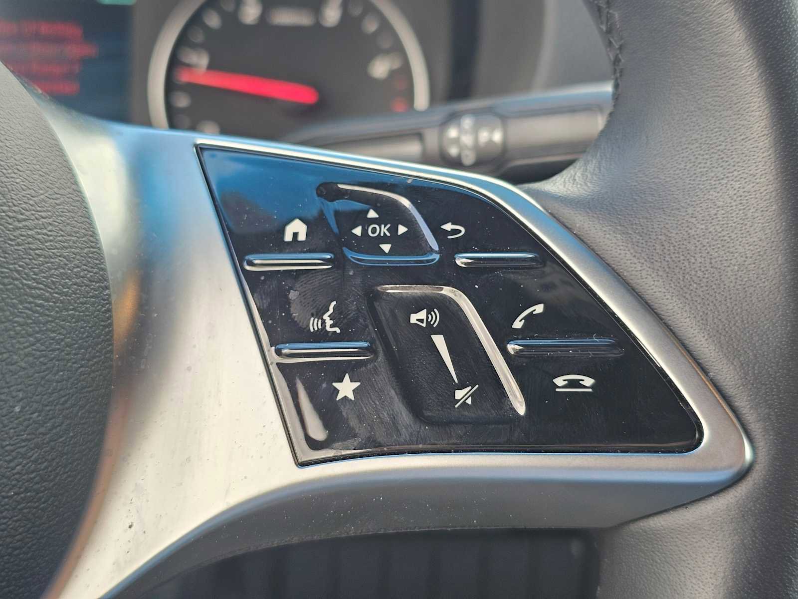 Used 2025 Mercedes-Benz Sprinter 2500 image 29