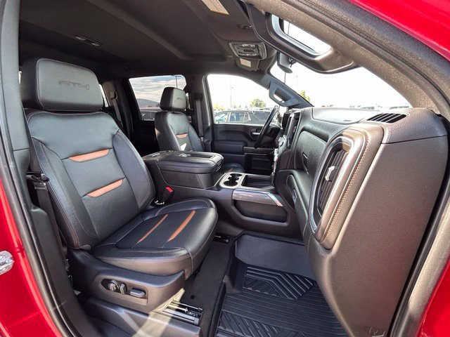 Used 2022 GMC Sierra 3500 AT4 w/ AT4 Preferred Package AWD/4WD image 33