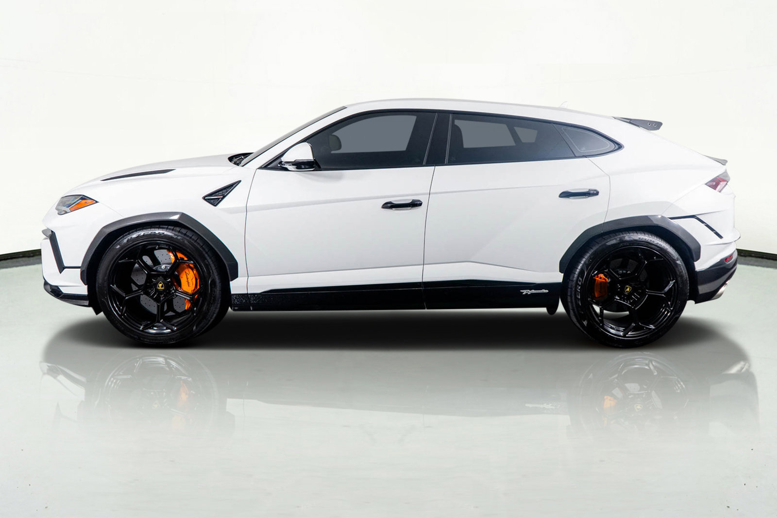 Used 2023 Lamborghini Urus Performante image 8