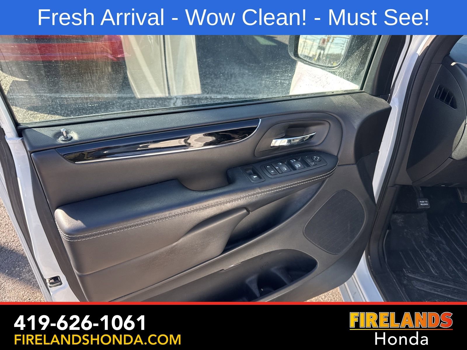 Used 2017 Dodge Grand Caravan SE image 14