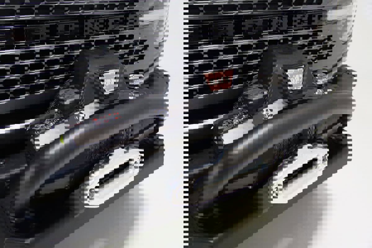 Used 2024 Ford Bronco Everglades image 36