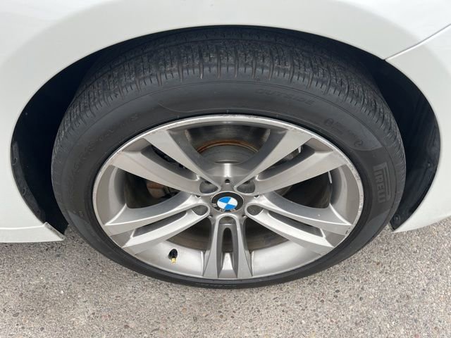 Used 2017 BMW 330i Sedan RWD image 15