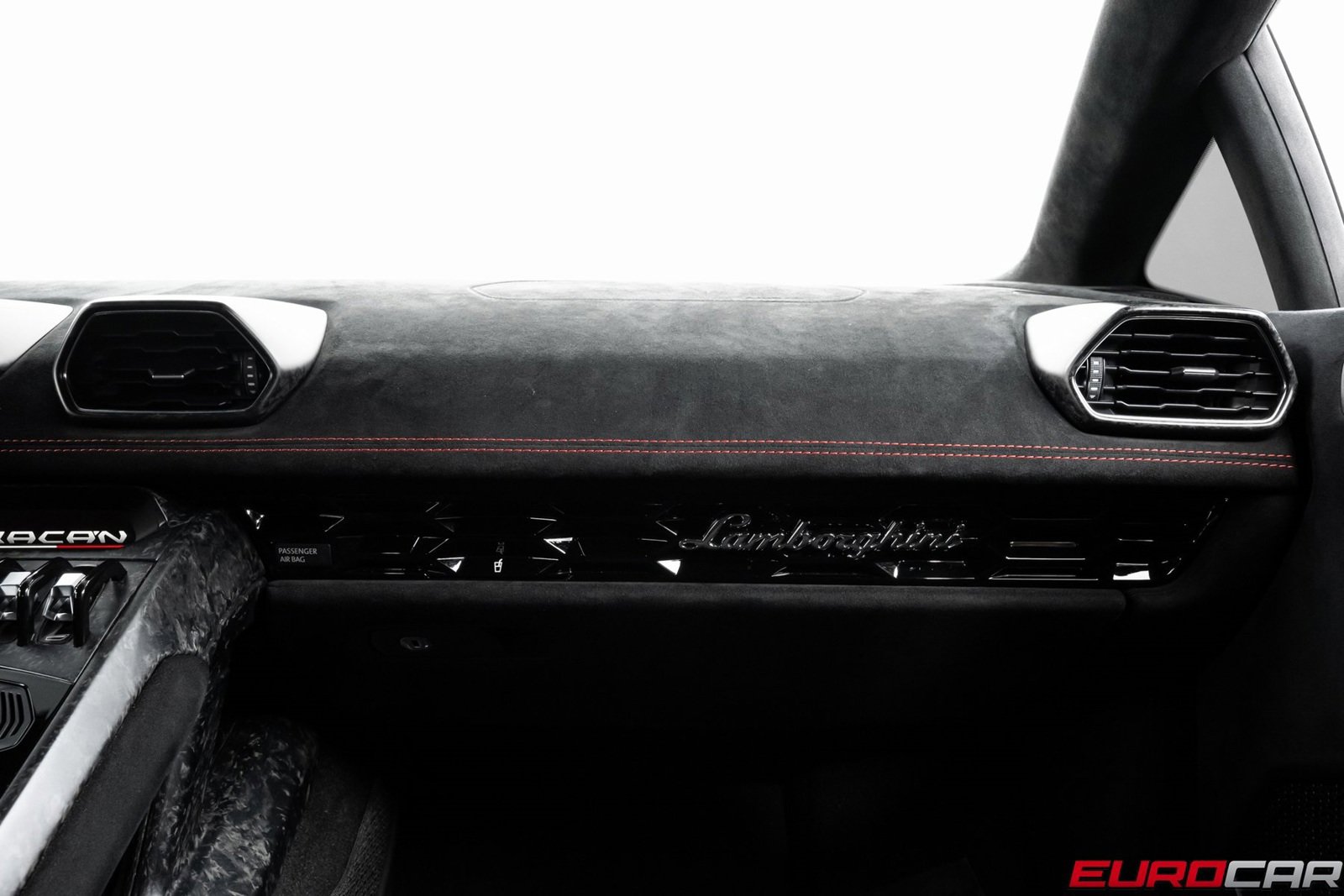 Used 2018 Lamborghini Huracan Performante image 37