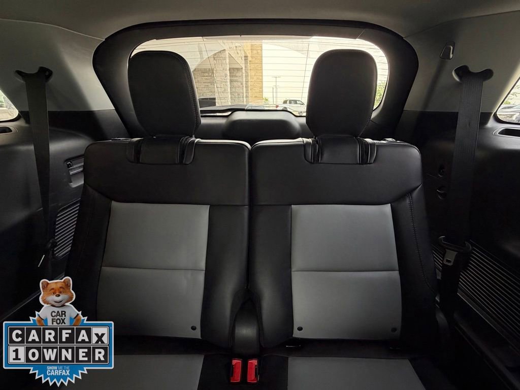 Used 2024 Ford Explorer XLT w/ Equipment Group 202A RWD image 24