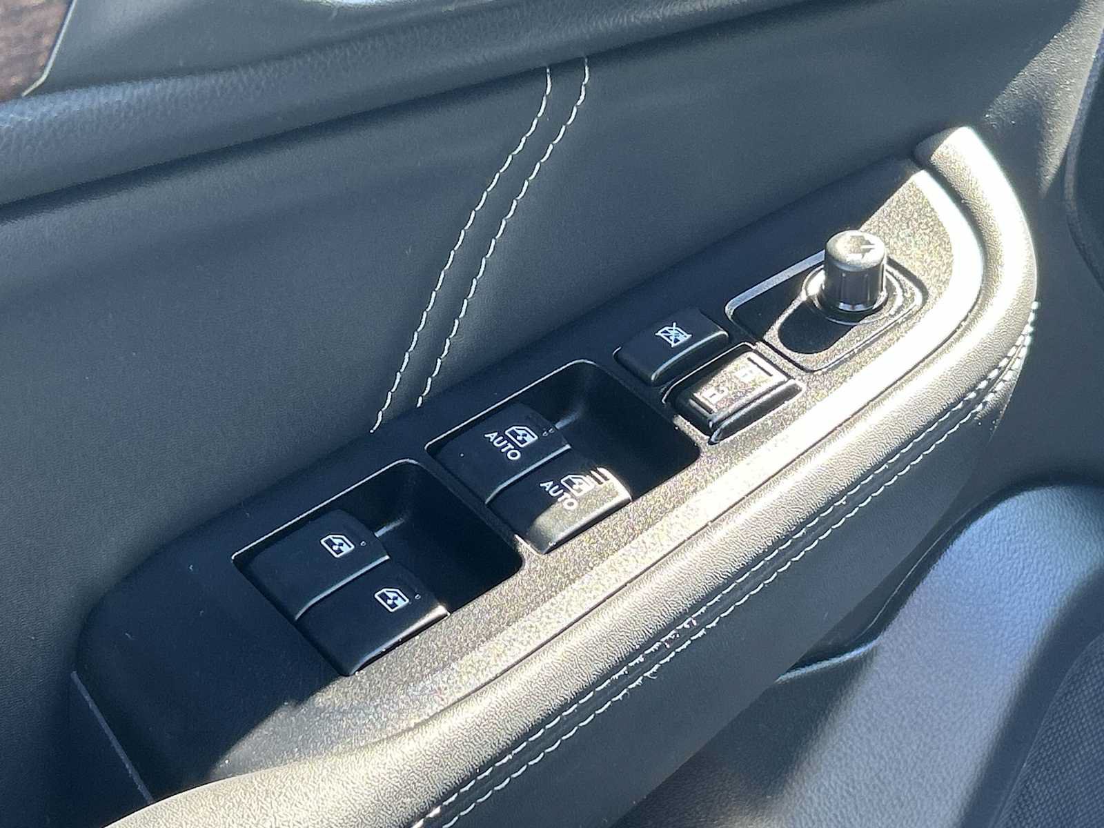 Used 2018 Subaru Outback 2.5i Limited AWD/4WD image 13