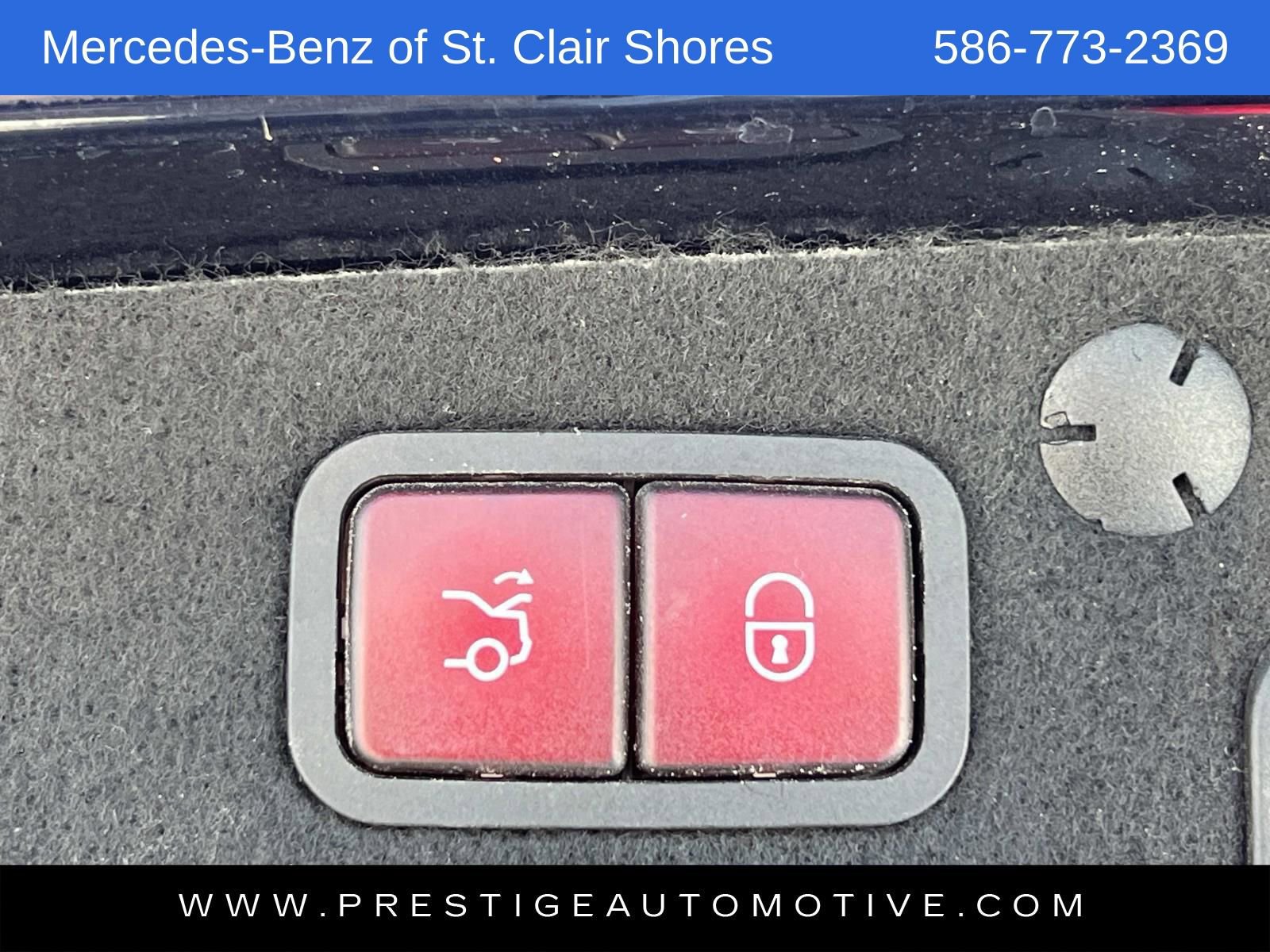 Used 2019 Mercedes-Benz C 300 4MATIC Sedan image 14