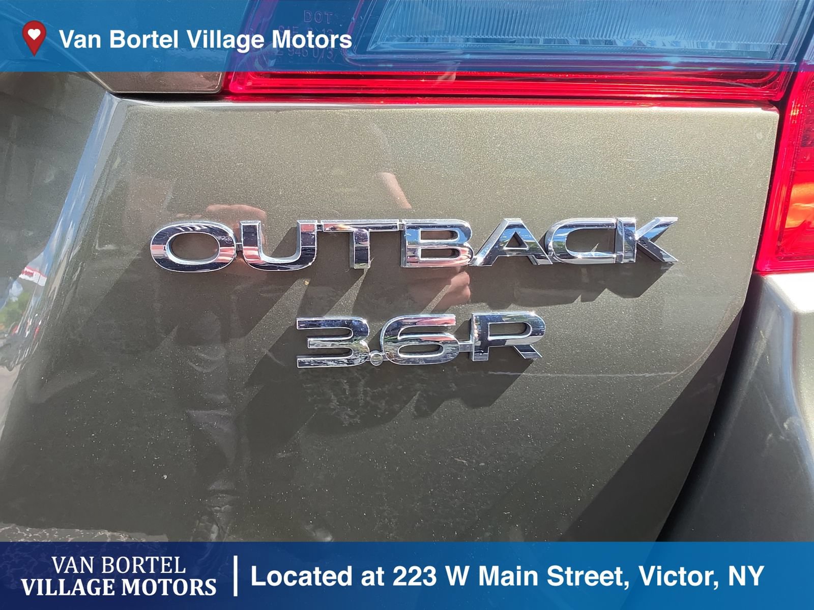Used 2019 Subaru Outback 3.6R Touring AWD/4WD image 33