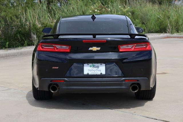 Used 2017 Chevrolet Camaro SS RWD image 7