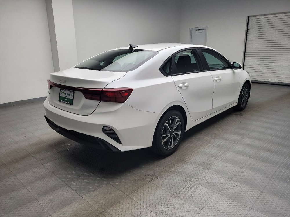 Used 2023 Kia Forte LXS FWD image 9