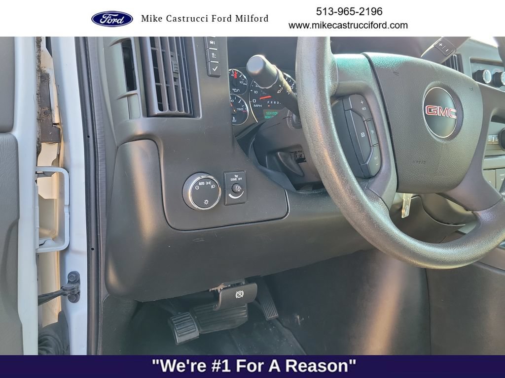 Used 2017 GMC Savana 2500 RWD image 29