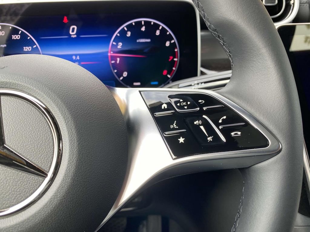 Certified 2025 Mercedes-Benz GLC 300 4MATIC image 29