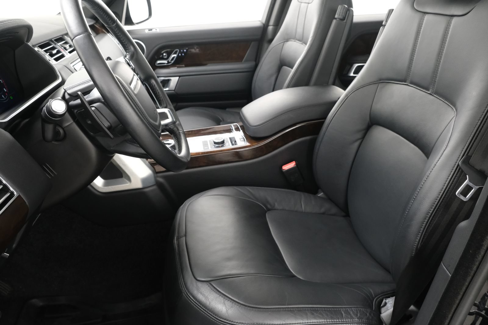 Used 2021 Land Rover Range Rover AWD/4WD image 30