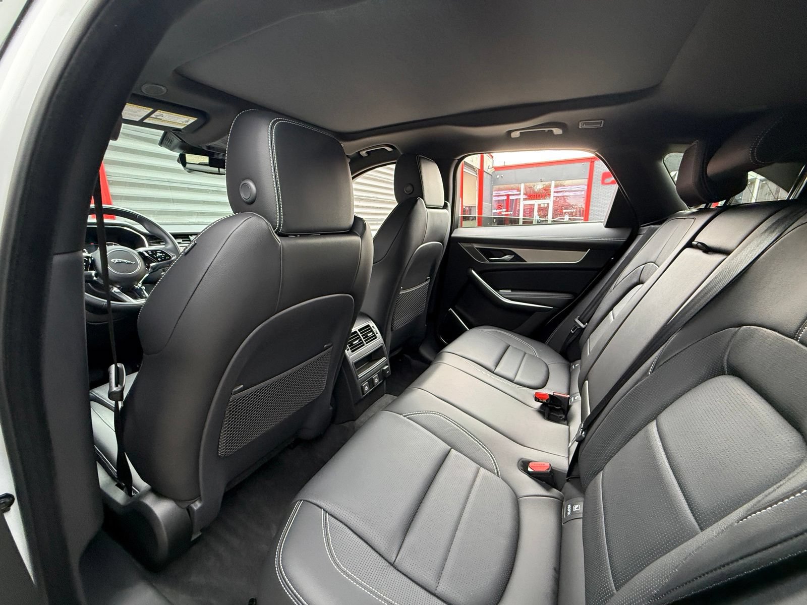Used 2026 Jaguar F-PACE R-Dynamic S AWD/4WD image 17