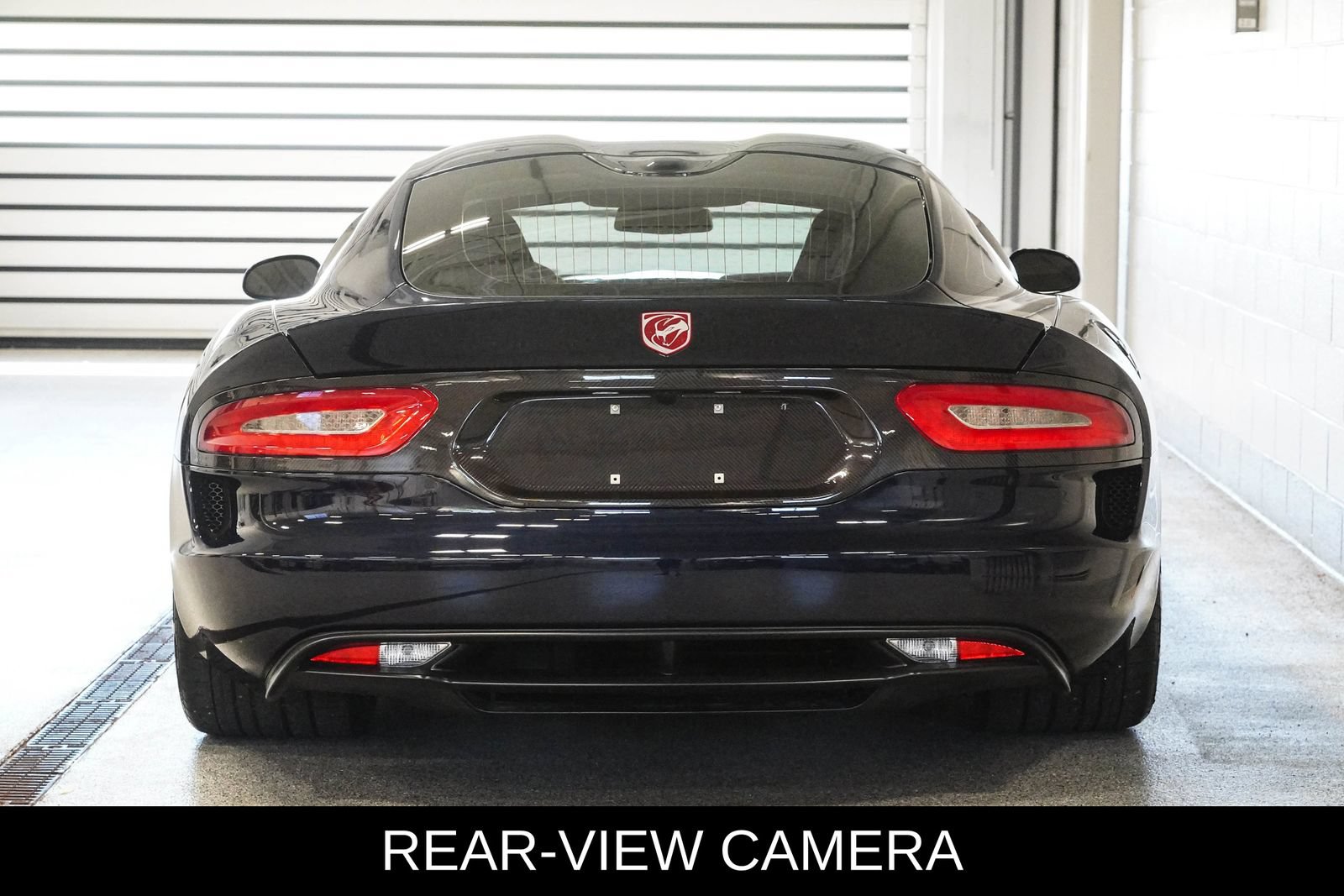 Used 2017 Dodge Viper GTC w/ GTS Interior Package RWD image 5