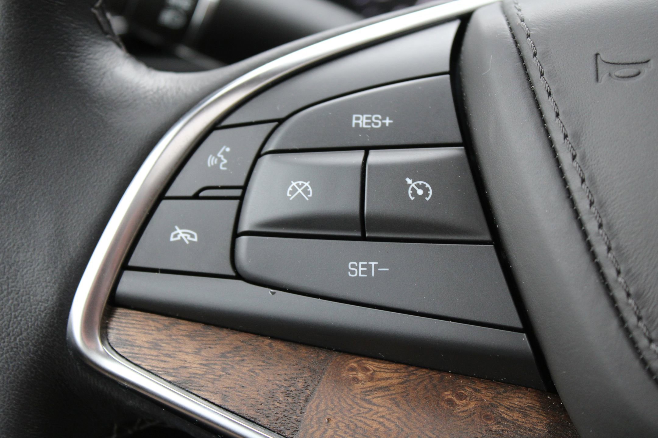 Used 2023 Cadillac XT5 Premium Luxury w/ Platinum Package image 14