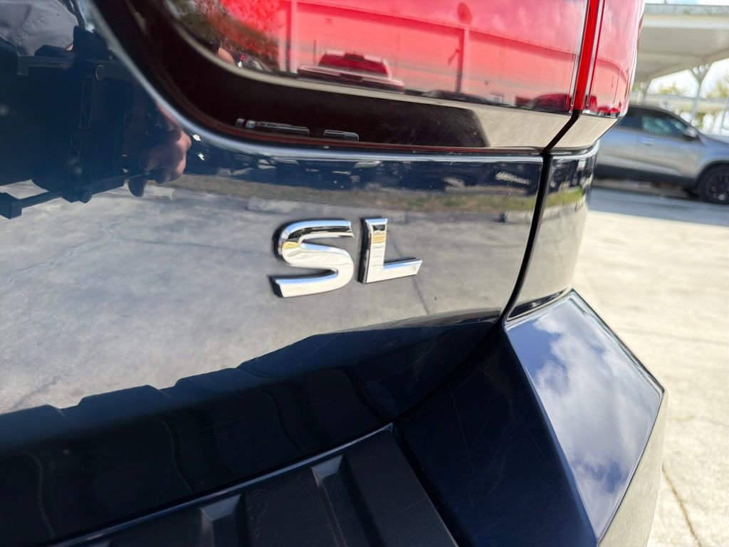 Certified 2022 Nissan Armada SL w/ Captain's Chairs Package image 10