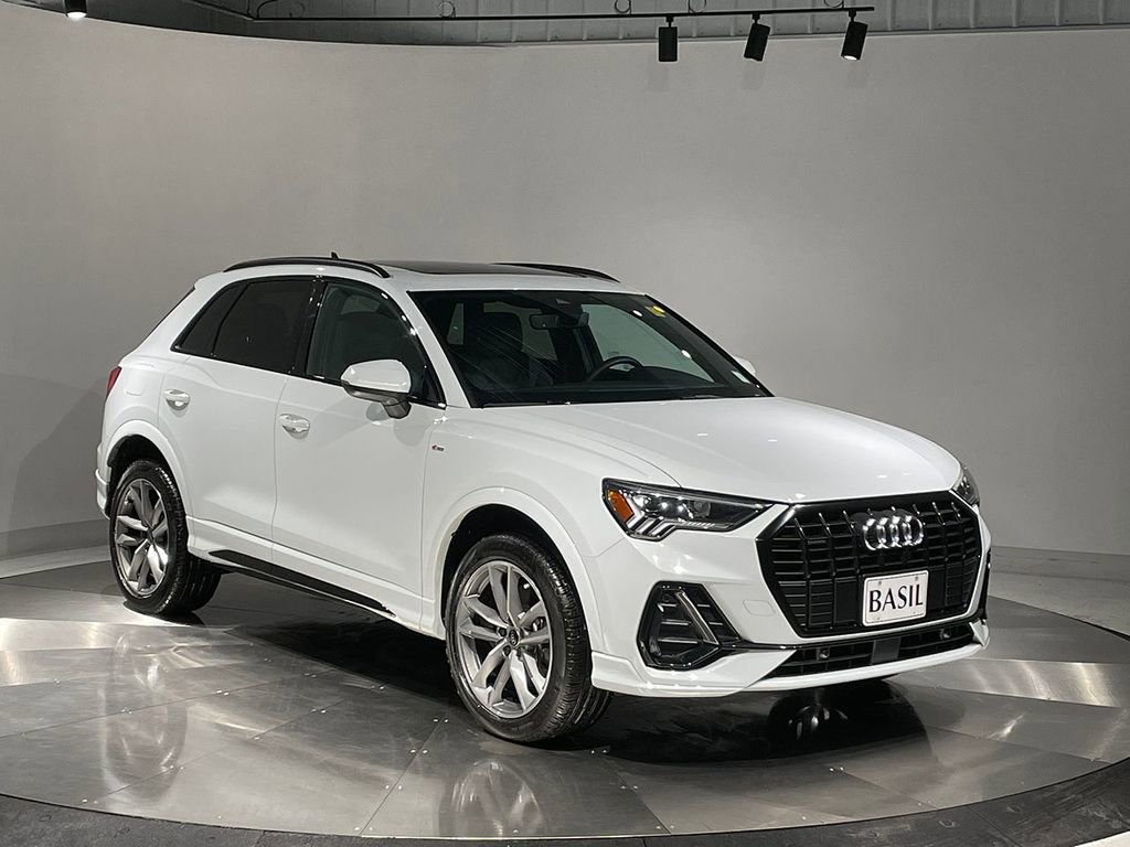 Used 2025 Audi Q3 2.0T Premium w/ Convenience Package image 39