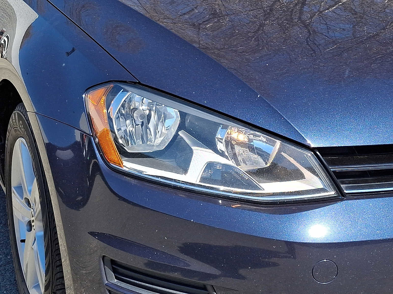 Used 2017 Volkswagen Golf Wolfsburg Edition image 9