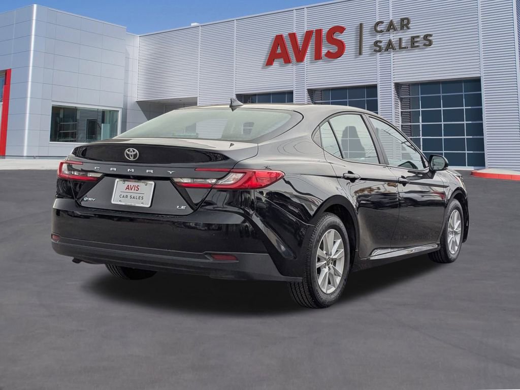 Used 2025 Toyota Camry LE image 6