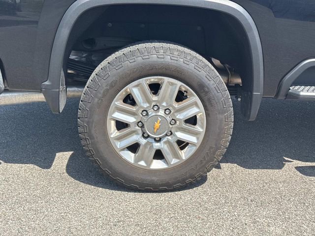 Used 2024 Chevrolet Silverado 2500 High Country w/ Technology Package image 11