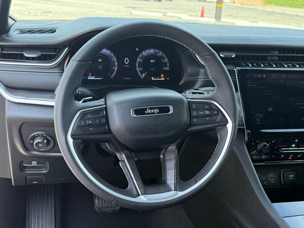 Certified 2024 Jeep Grand Cherokee Limited image 38