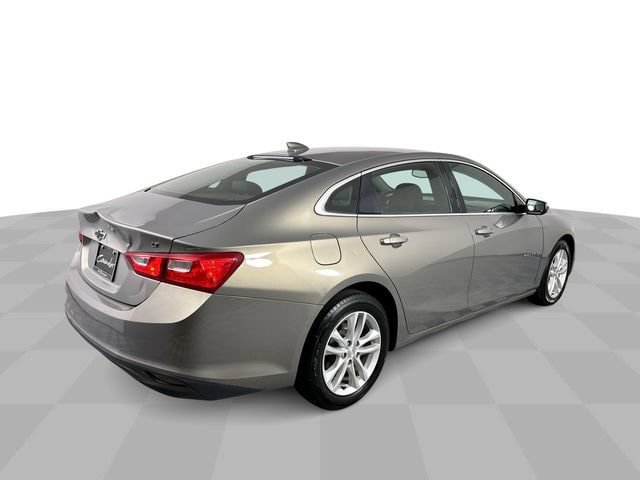 Used 2018 Chevrolet Malibu LT FWD image 8