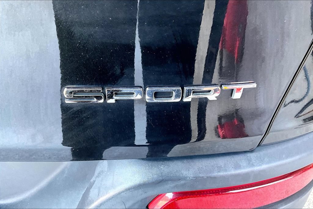 Used 2016 Jeep Cherokee Sport w/ Cold Weather Group FWD image 24