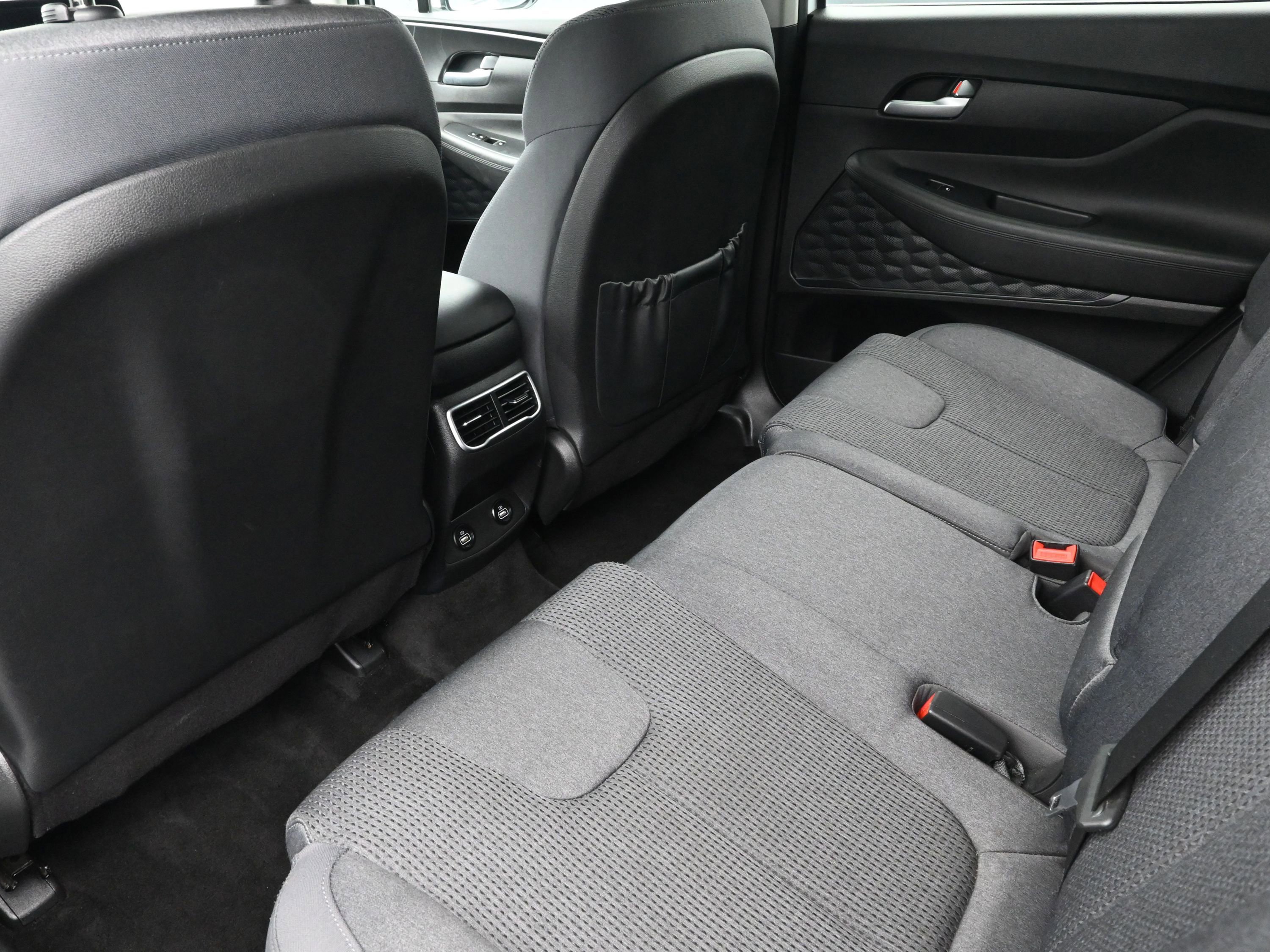 Used 2022 Hyundai Santa Fe SEL image 21