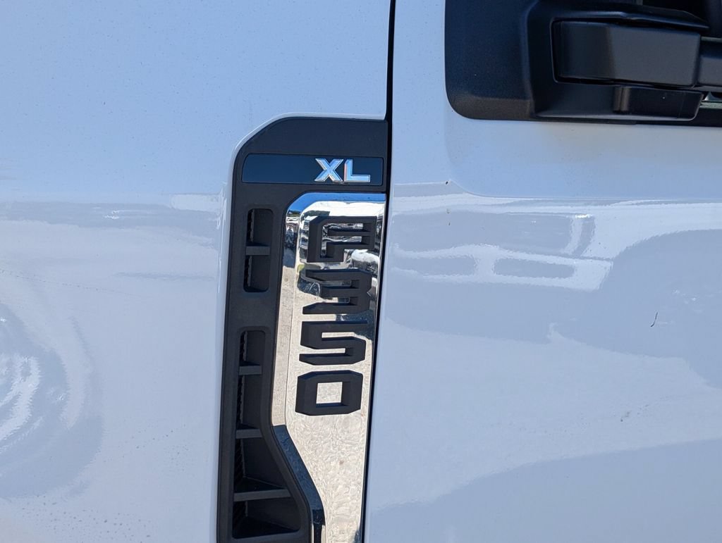 New 2026 Ford F250 XL w/ 360-Degree Camera Package RWD image 5