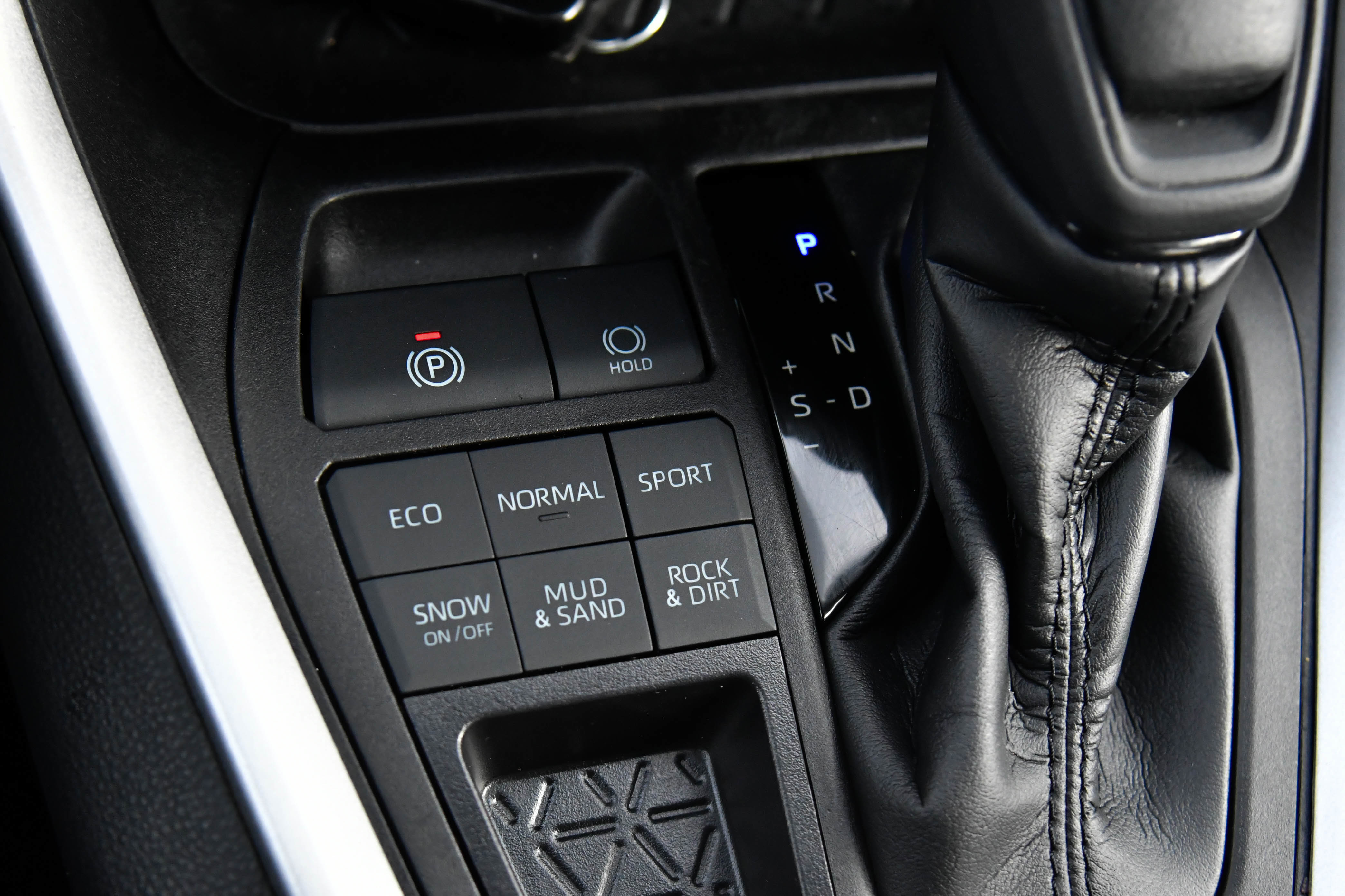 Used 2023 Toyota RAV4 XLE image 29