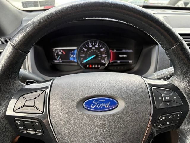 Used 2017 Ford Explorer Limited AWD/4WD image 22