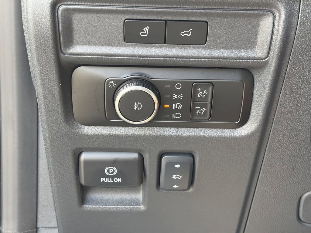 Used 2024 Ford Expedition Max Limited AWD/4WD image 15