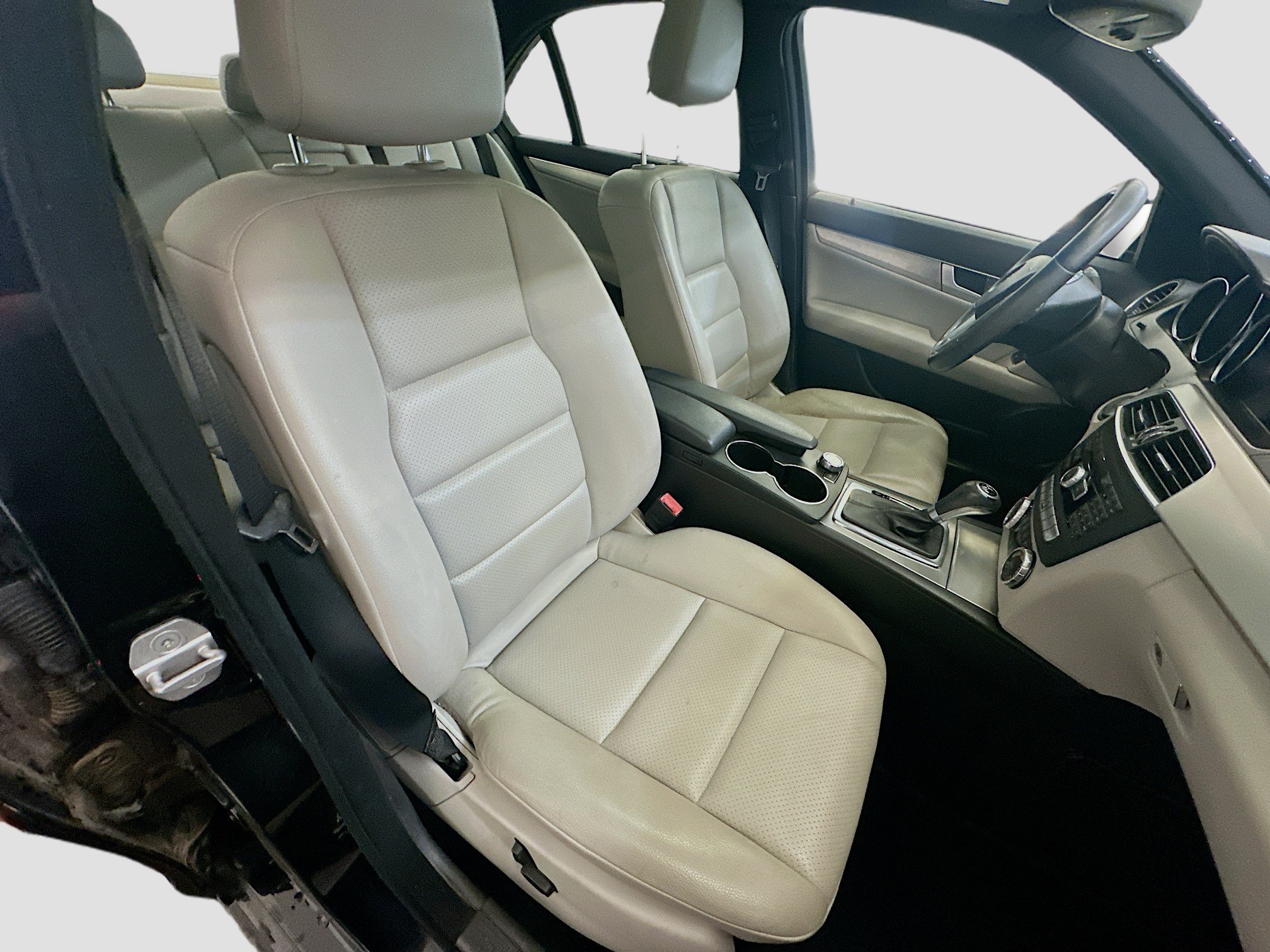 Used 2012 Mercedes-Benz C 300 4MATIC Sedan image 32