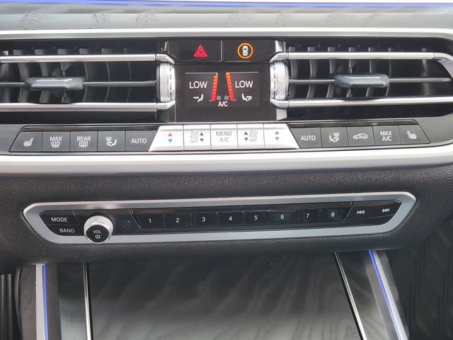 Used 2022 BMW X7 xDrive40i w/ Executive Package AWD/4WD image 17